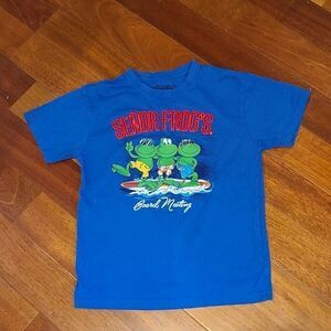Senior frogs boys tshirt size 8